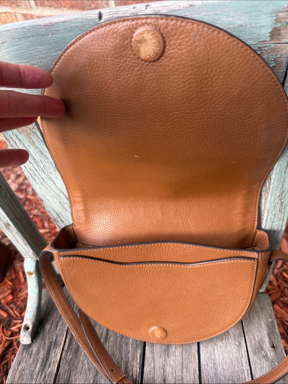Tory Burch Serif T Leather Cognac Pebble Leather Crossbody Saddle Bag - Picture 5 of 14